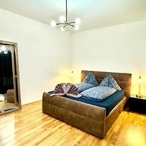 Center Apartment