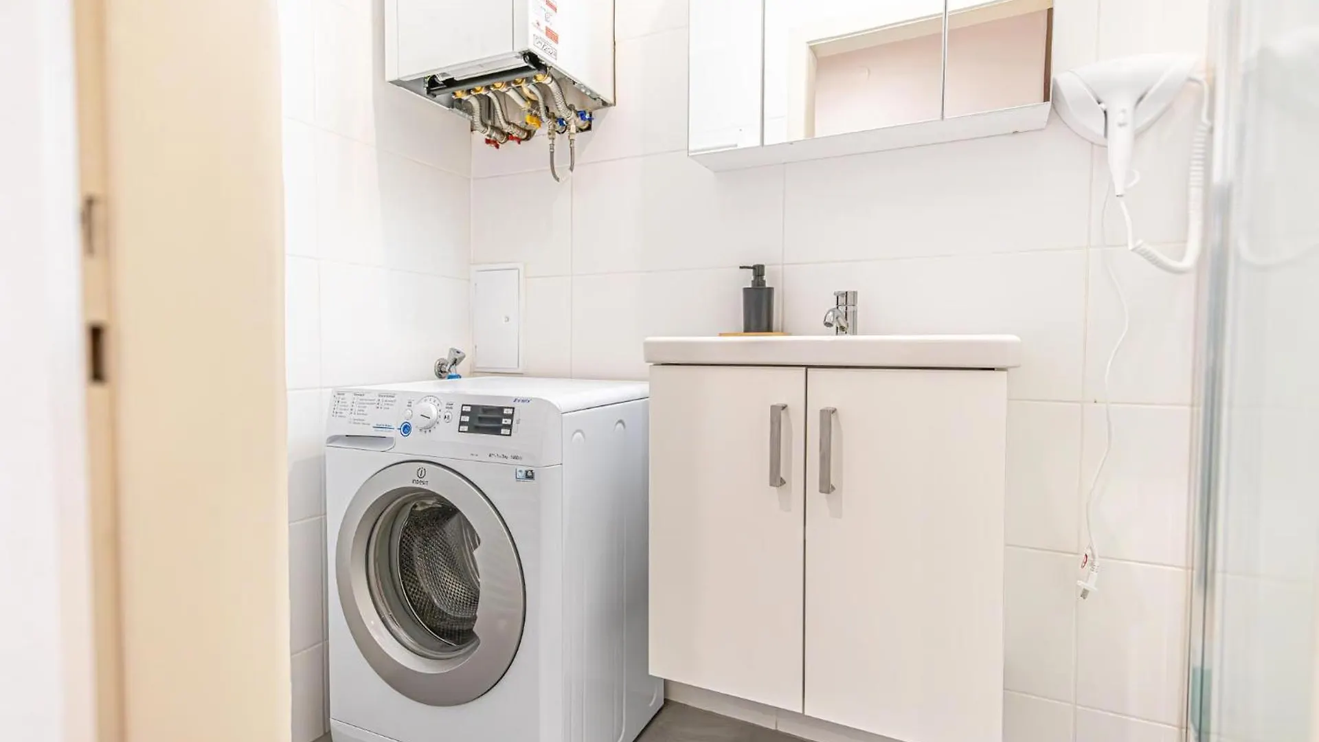 Stylish 2Br Apartment For 5P Nice Location Vienna Austria