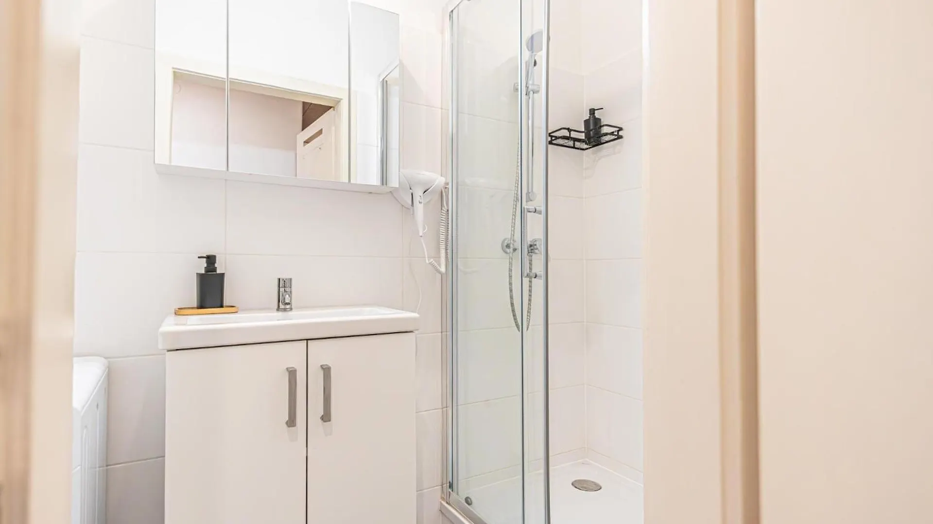 Stylish 2Br Apartment For 5P Nice Location Vienna