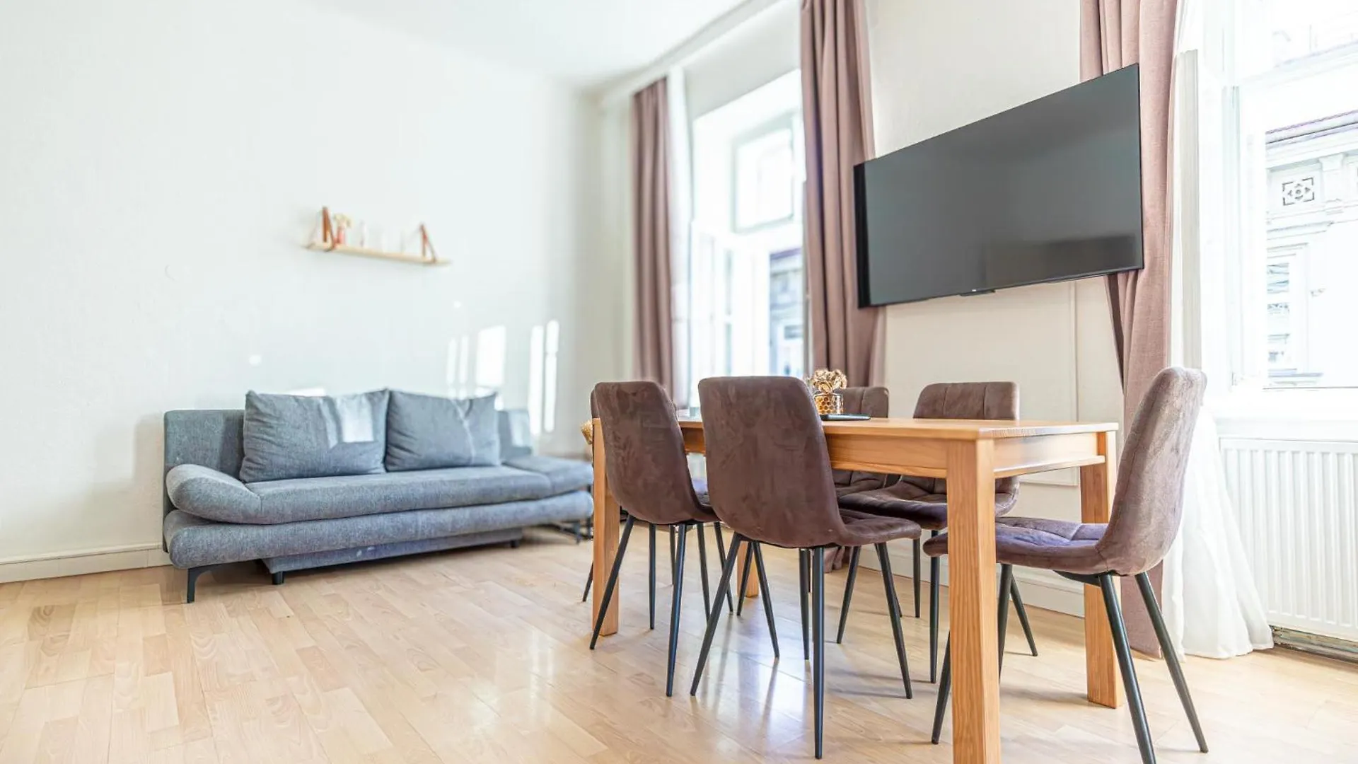 Stylish 2Br Apartment For 5P Nice Location Vienna